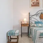 Casa Ureba كونيل ذي لا فرونتيرا